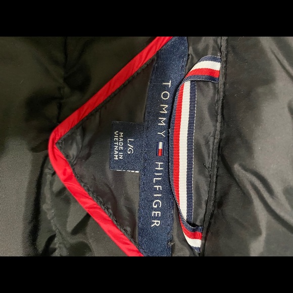 Tommy Hilfiger Puffer Jacket - Picture 7 of 7